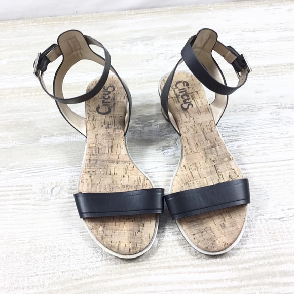 Sam Edelman Shoes - Sam Edelman Ankle Strap Gold Block Heel Sandal